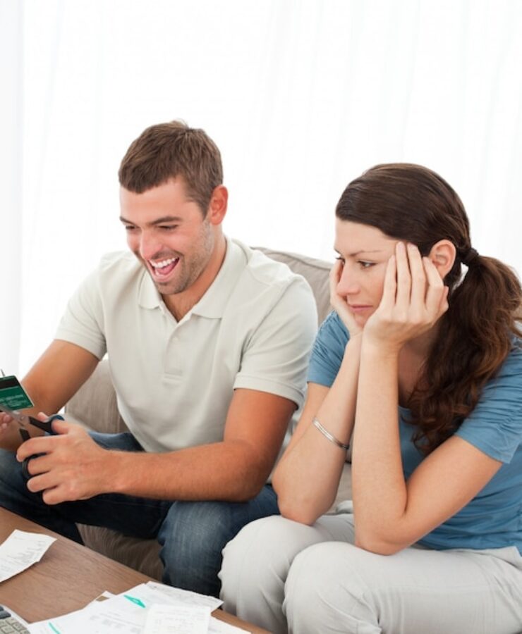 Strategi Keuangan Setelah Menikah: Membangun Fondasi yang Kuat untuk Masa Depan Bersama